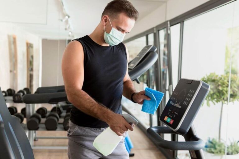 How Commercial Cleaning Reduces Health Risks in Dallas Gyms and Fitness Centers