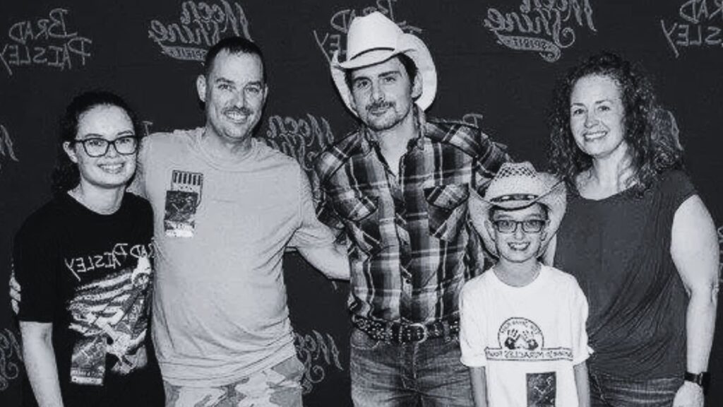 Now Brad Paisley Sons: Meet Huck and Jasper Paisley