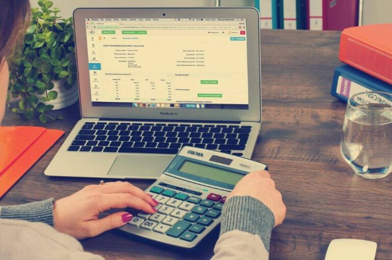 What to Consider Before Buy Payroll Software for Your Businesses