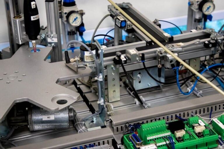 How Injection Molding Helps Businesses Meet High-Demand Production Needs