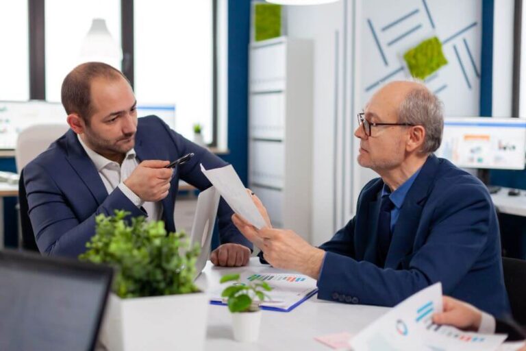 What’s the Difference Between Instant Funding and Challenge-Based Prop Firms