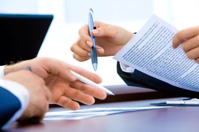 Understanding Business Contracts: Key Legal Considerations for Entrepreneurs