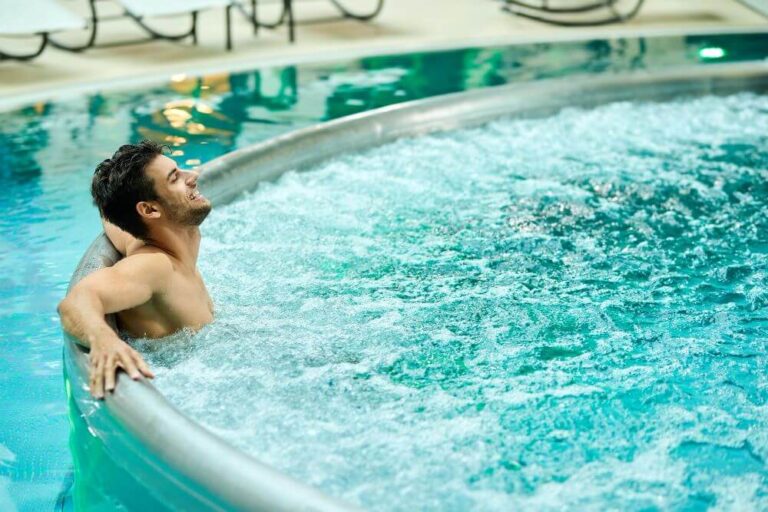 Hydrotherapy Benefits of Custom Pools for Joint Pain and Recovery
