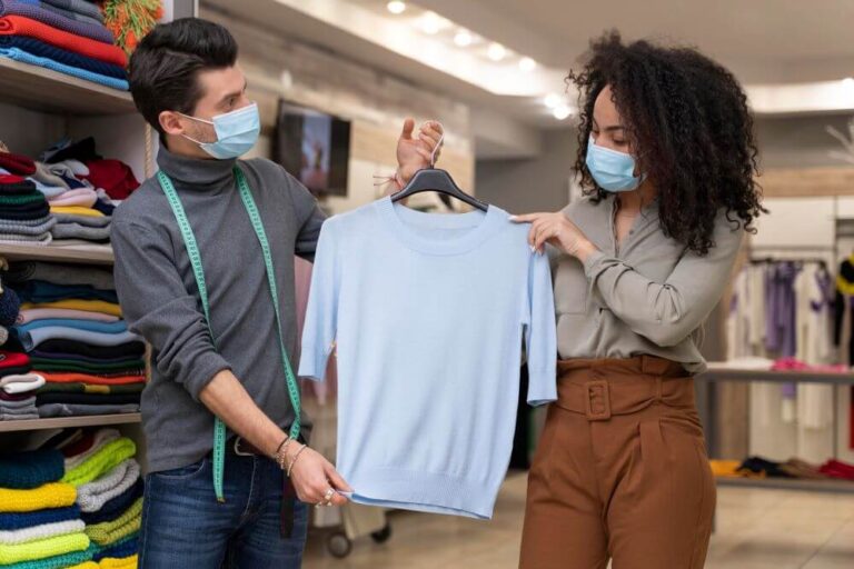 How to Launch a Successful Custom T-shirt Printing Business